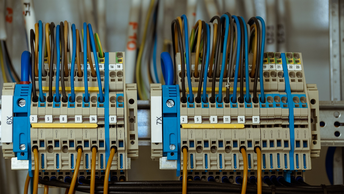 Pano İmalatı, Elektrostatik Toz Boya, Aydınlatma Panoları, Sac İşleme İmalatı, Elektrik Pano Montajı, Elektrik Otomasyon, Kompanzasyon, Orta Gerilim Panoları, Kat Tabloları, Güç Artırımı